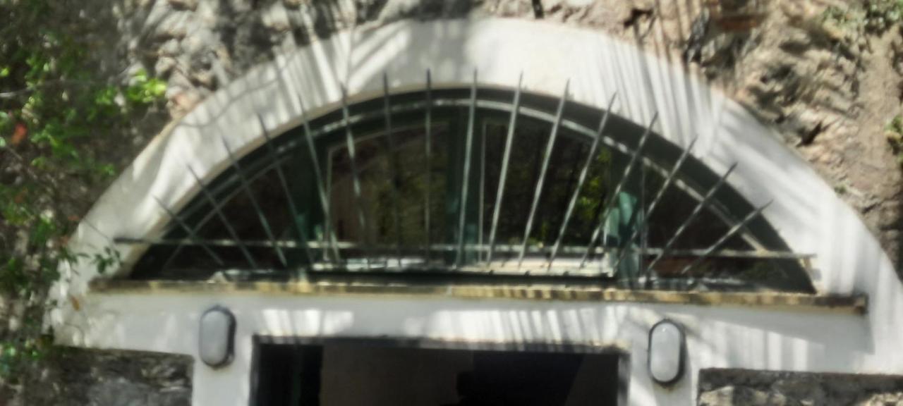 Appartement Vecchio Mulino Fontona Girasole à Chiesanuova  Extérieur photo